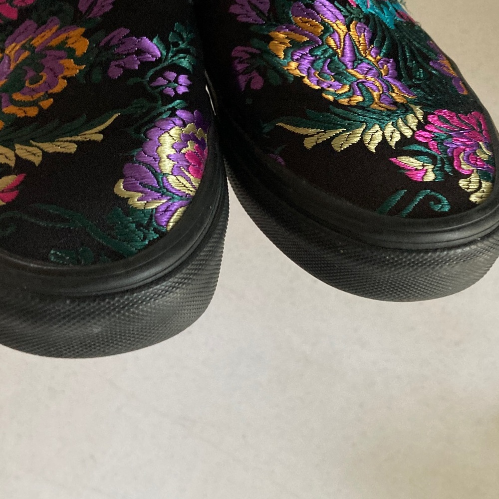 Vans Black Slip-On with Colorful Floral Embroidery - Picture 5 of 10